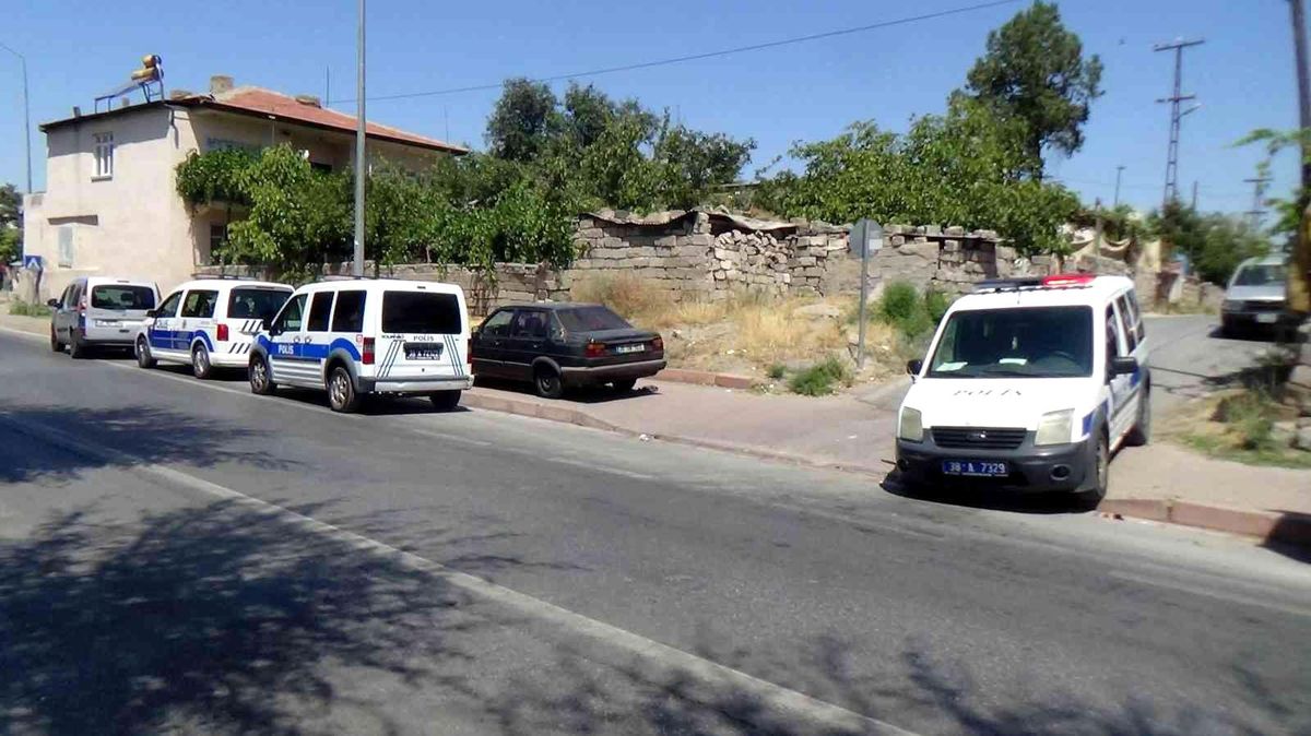 Tabancayla vurulan şahıs yaralandı