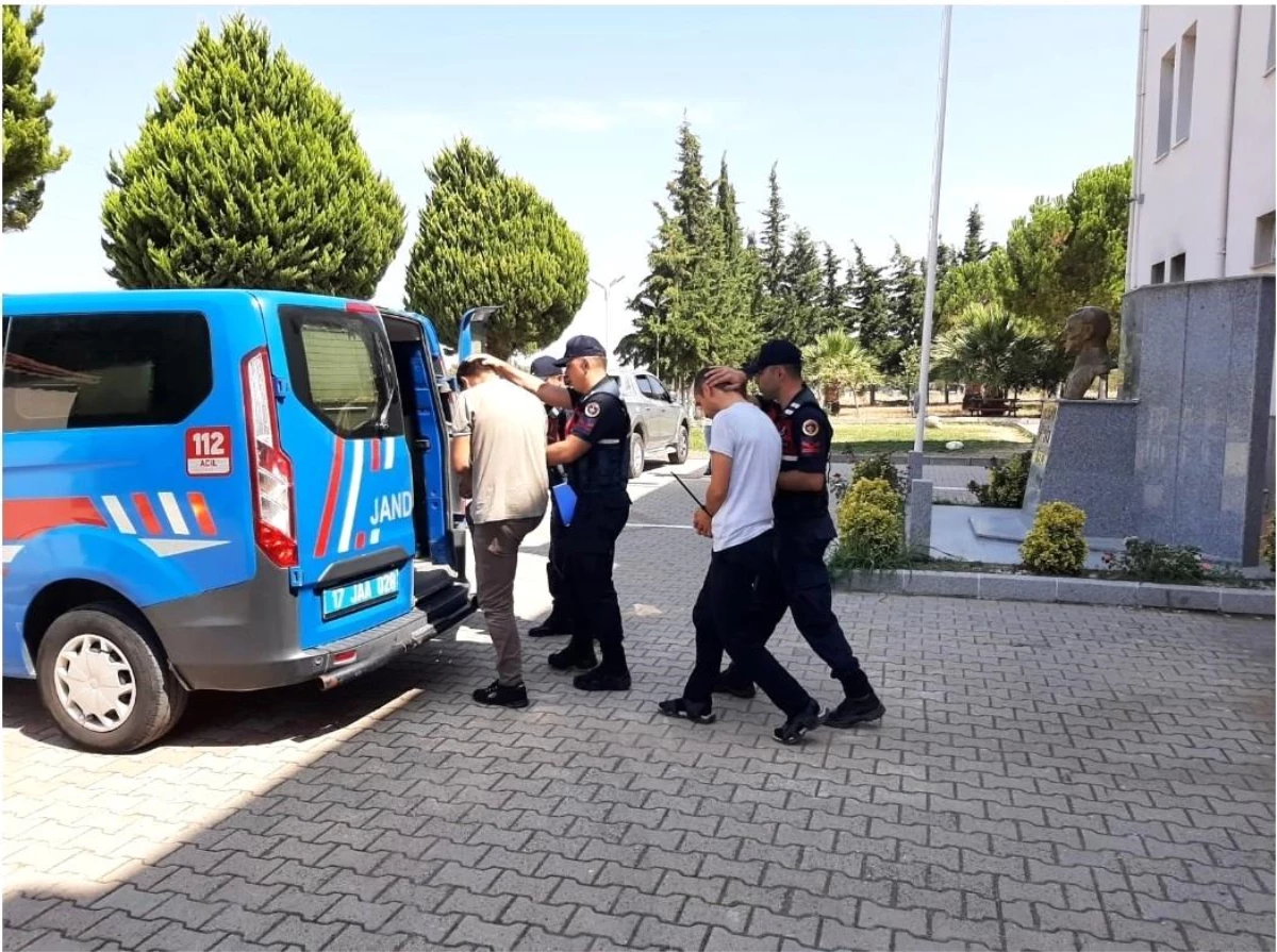 Yunanistan\'a kaçma hazırlığındaki 2 FETÖ üyesi Çanakkale\'de sahte kimlikle yakalandı