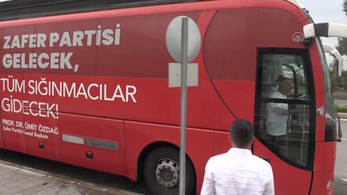 Zafer Partisi Genel Başkanı Özdağ, Ordu\'da ziyaretlerde bulundu