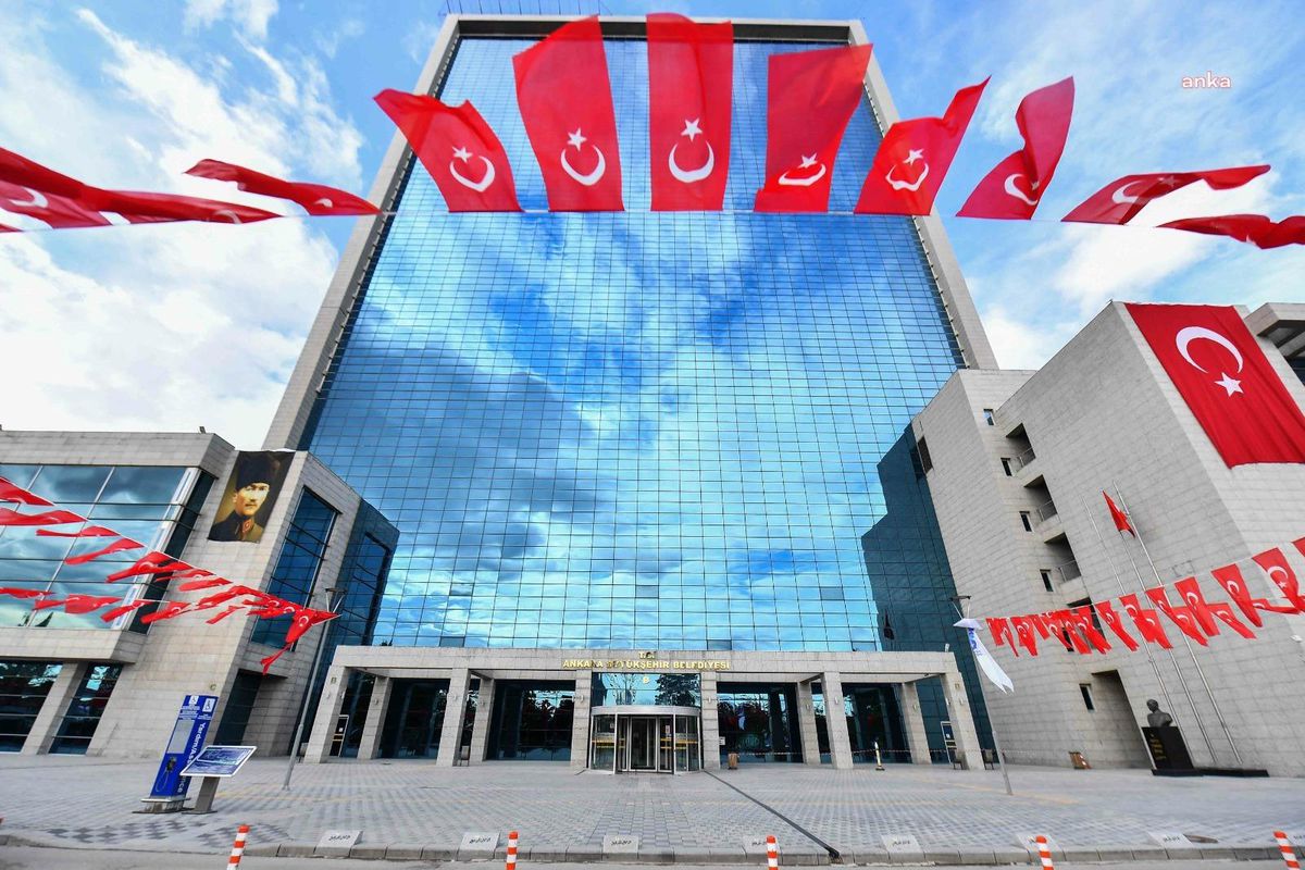 Abb\'den, Ankara Kalesi Surlarında Oluşan Çatlağa İlişkin Açıklama: "Yetki Kültür ve Turizm Bakanlığı\'na Aittir"