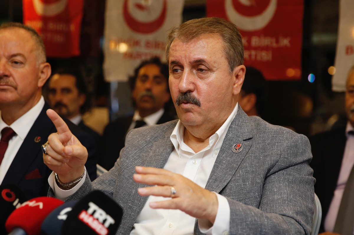 BBP Genel Başkanı Destici, Eskişehir\'de gündemi değerlendirdi Açıklaması