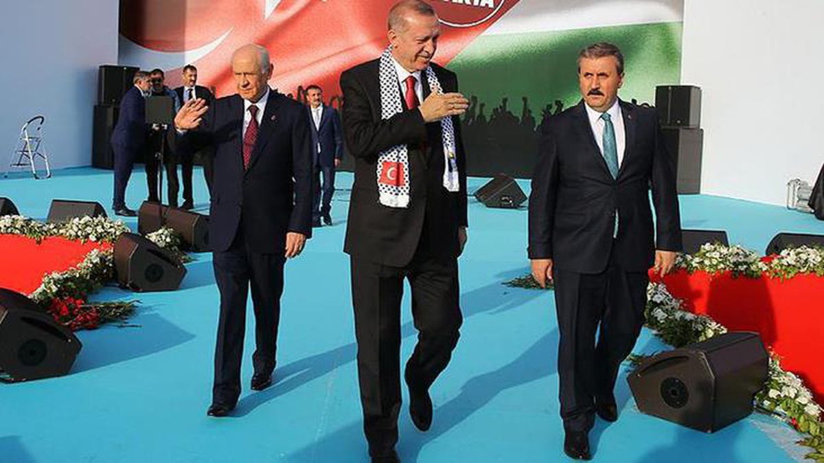 Büyük Birlik Partisi lideri Mustafa Destici\'den 6\'lı masanın adayı hakkında şaşırtan yorum: Kılıçdaroğlu\'nun hakkıdır