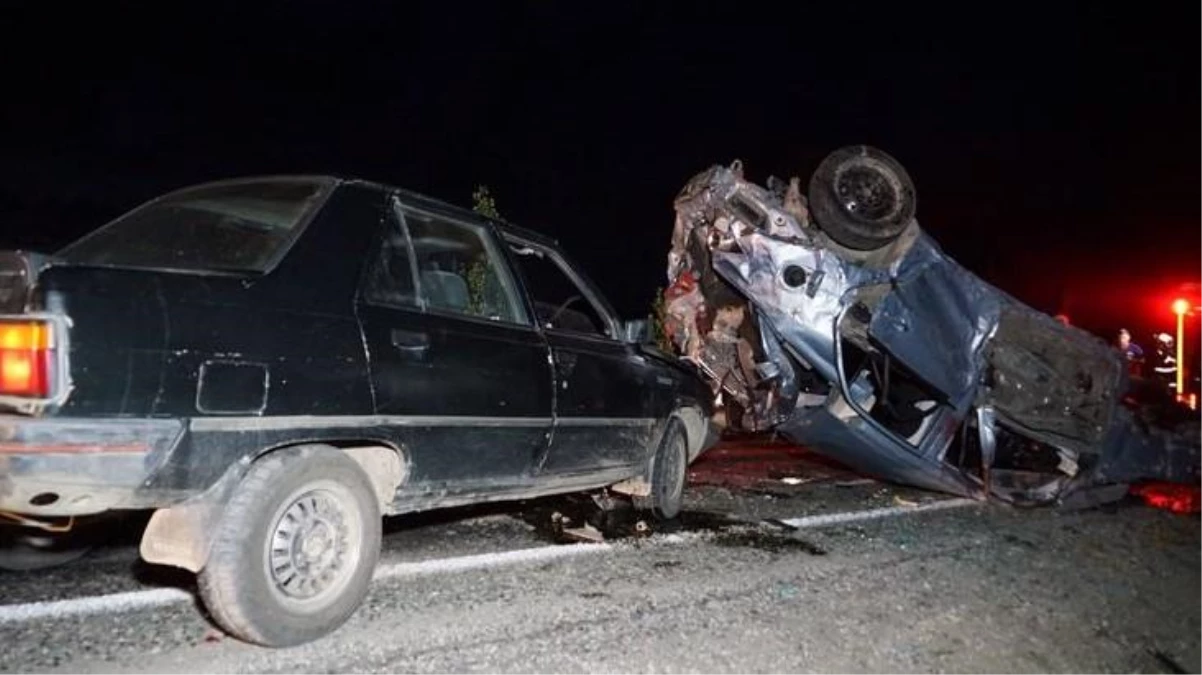 Kastamonu\'da 4 aracın karıştığı feci kaza! Çok sayıda ölü ve yaralı var