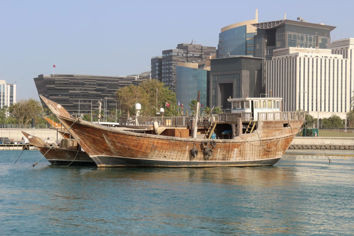 Katar\'da kültürel mirasın parçası "ahşap tekneler" devlet teşvikiyle korunuyor