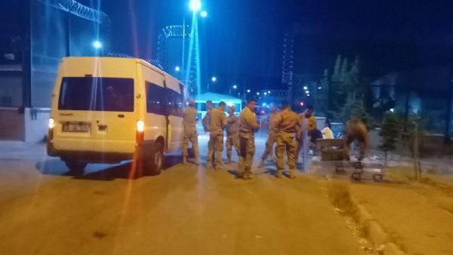 Kayseri'de sığınmacılar Geri Gönderme Merkezi'nde yangın çıkardı Kayseri'de sığınmacılar Geri Gönderme Merkezi'nde yangın çıkardı