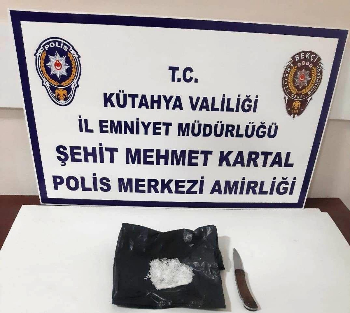 Kütahya\'da 2 kişinin üzerinde uyuşturucu çıktı