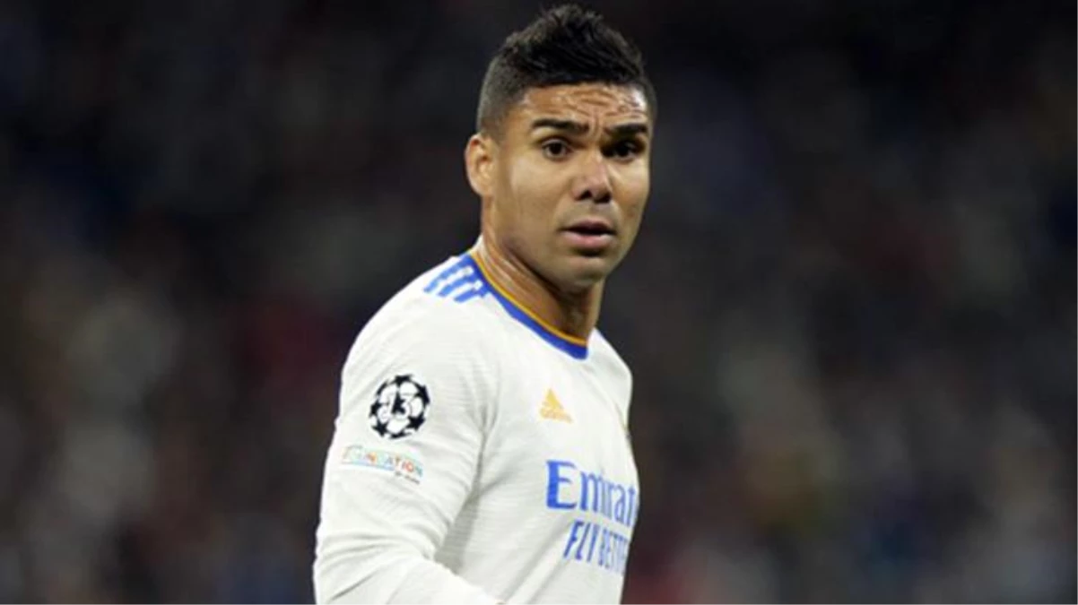 Real Madrid\'in başarılı futbolcusu Casemiro, Manchester United\'a transfer oldu