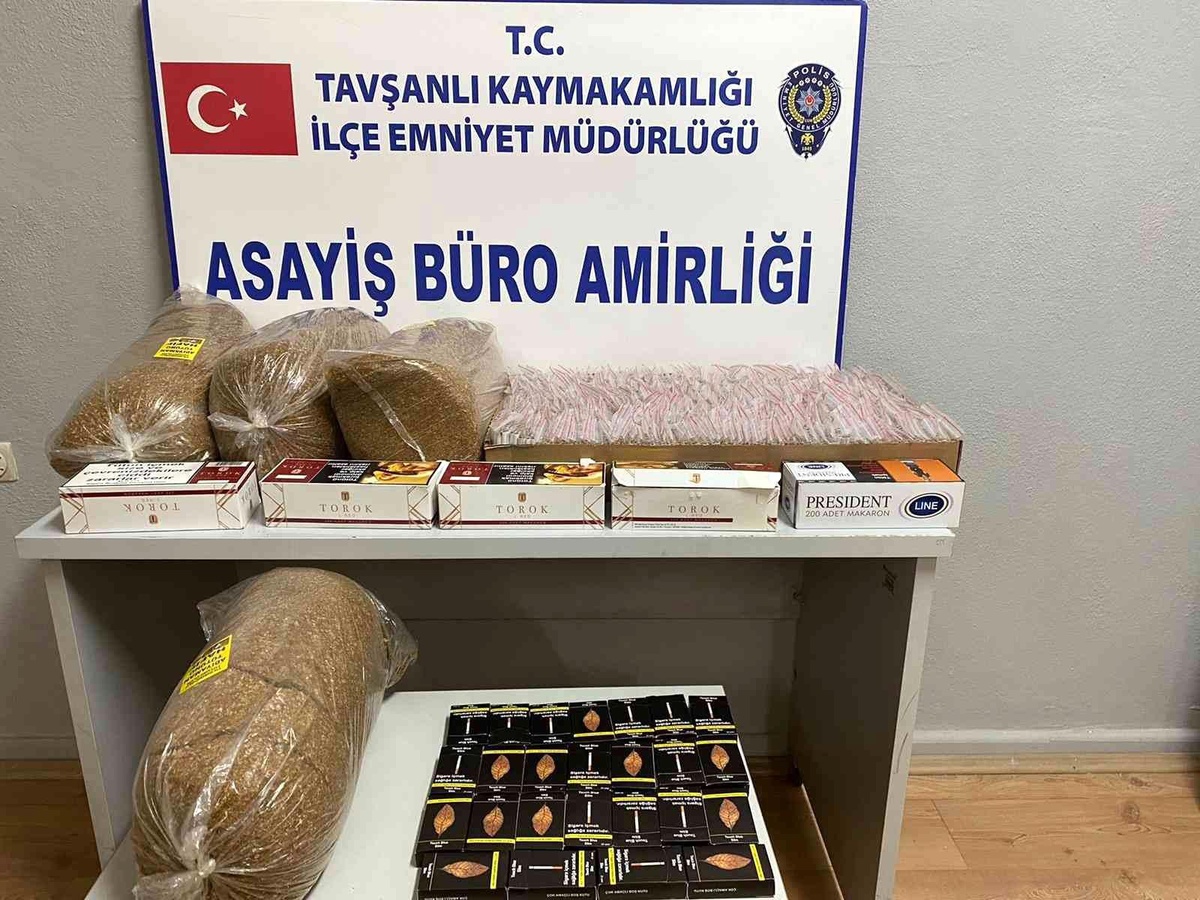Tavşanlı\'da kaçak tütün ve makaron operasyonu