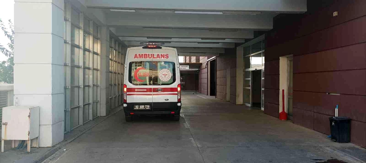 Yüksekten düşen kişi yaralandı