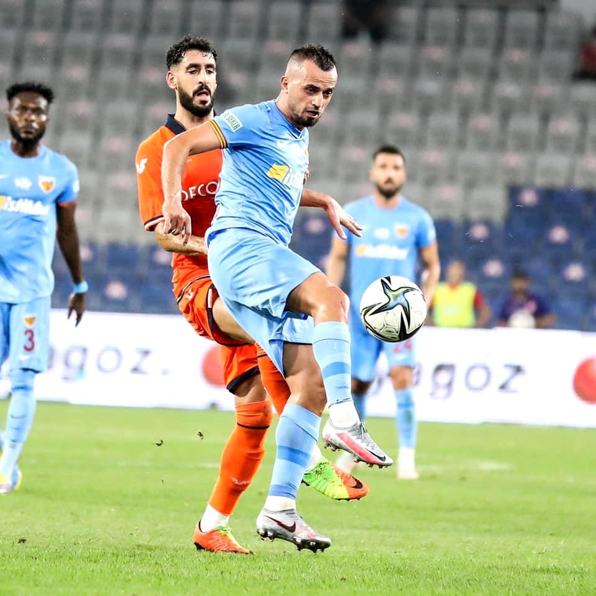 Başakşehir ile Kayserispor 27. randevuda