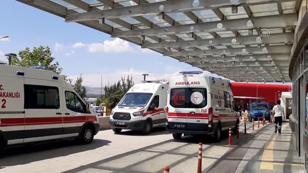 Çorum\'da çobanlar arasında çıkan kavgada 1 kişi av tüfeğiyle vurularak yaralandı