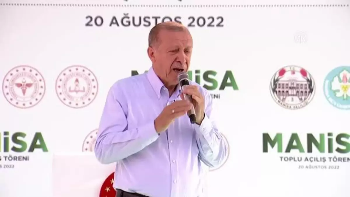 Cumhurbaşkanı Erdoğan: 'Biz milletimizin sadece hizmetkarı değil umuduyuz'