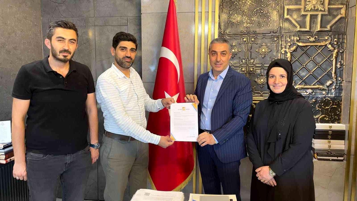 Cumhurbaşkanı Erdoğan\'dan AK Parti kurucularına mektup