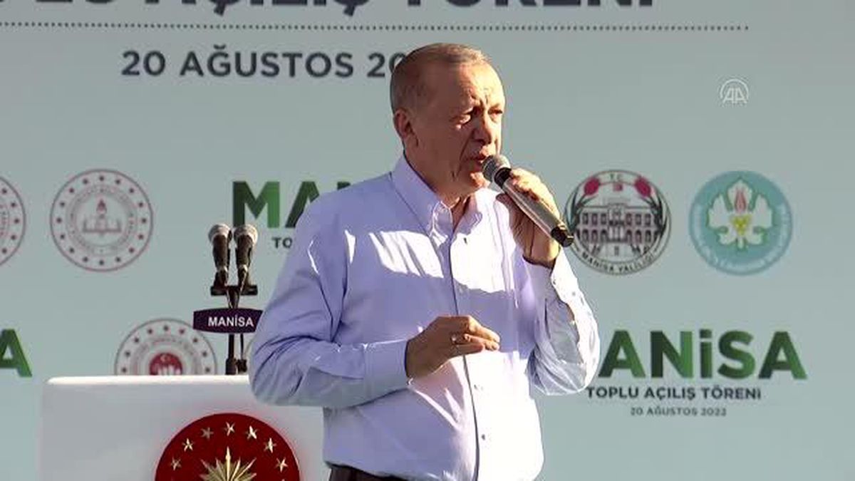 Cumhurbaşkanı Erdoğan: 'Toplam yatırım tutarı 4 milyar 665 milyon lirayı bulan 207 projenin resmi açılışını sizlerle yapıyoruz'