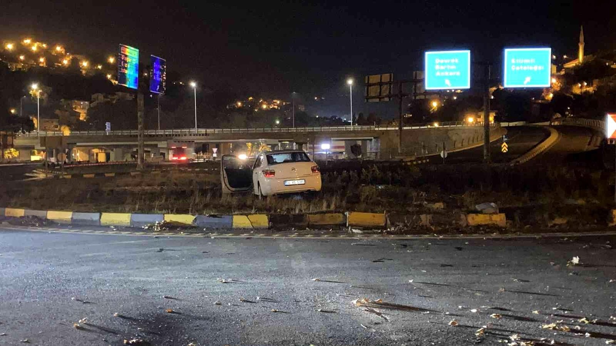 Kontolden çıkan otomobil refüje çıktı: 1 yaralı