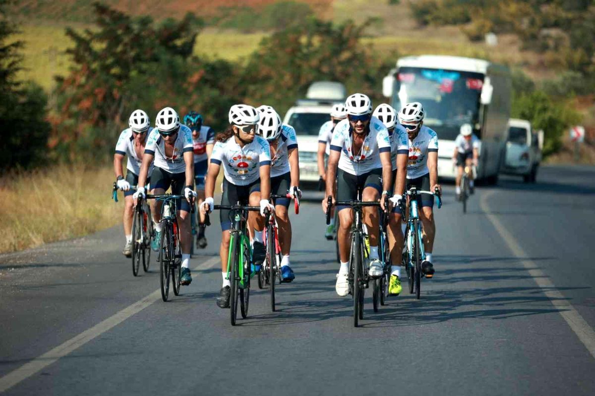 Malazgirt Zaferi için yola çıkan bisikletçiler Malatya\'da