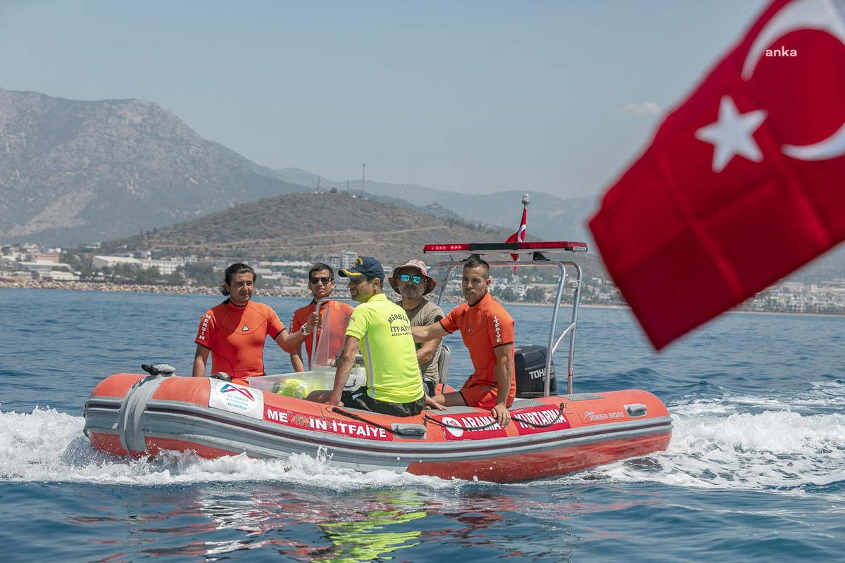 Mersin Büyükşehir\'in Su Altı ve Su Üstü Arama Kurtarma Amirliği Ekipleri Göreve Hazır