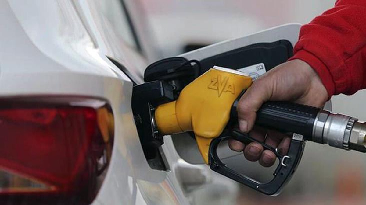 Motorine 2 gün sonra yeni bir zam daha! Fiyatı 25 lirayı geçti
