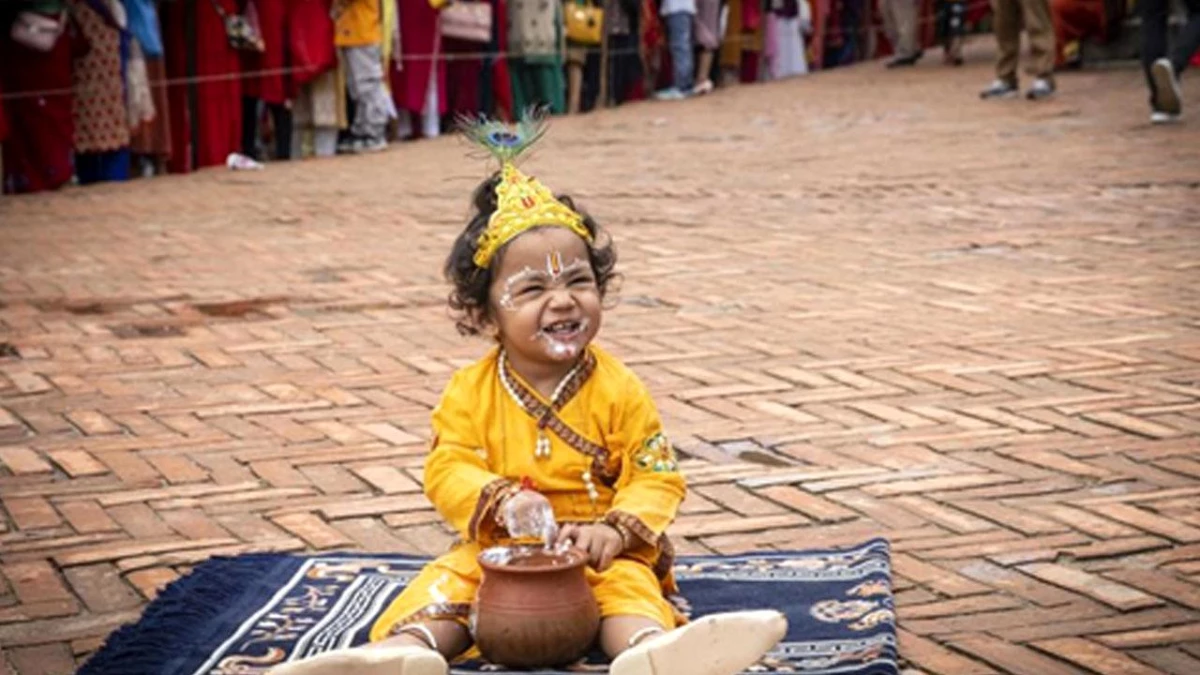 Nepal Halkı Krishna Janmashtami Festivali\'ni Kutluyor
