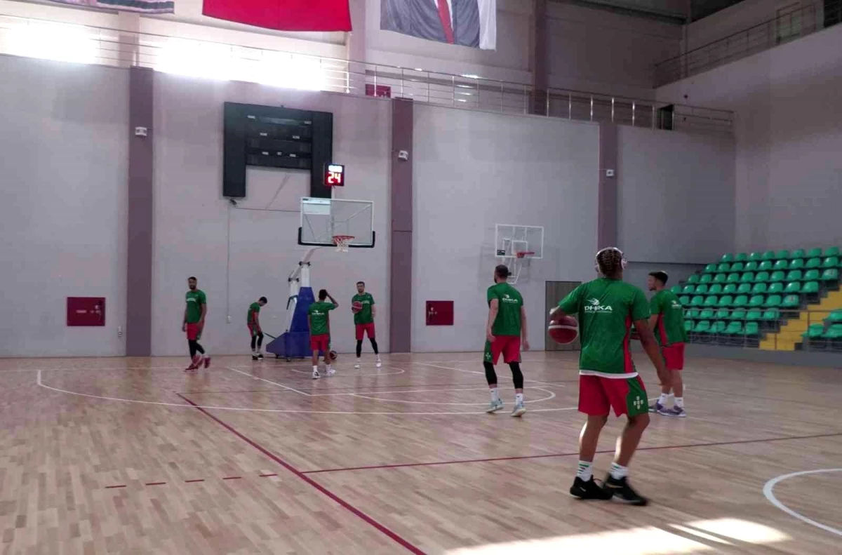 Portekiz Basketbol Milli Takımı, hazırlıklarını Bağcılar\'da sürdürüyor