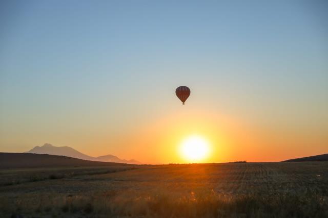 Soğanlı Vadisi'nde turistik balon uçuşları başladı Soğanlı Vadisi'nde turistik balon uçuşları başladı