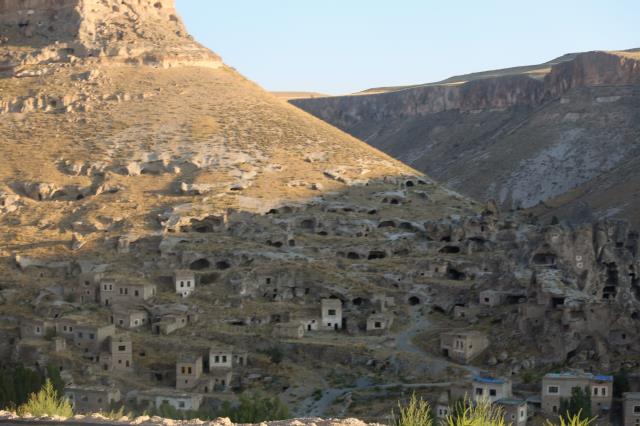 Soğanlı Vadisi'nde turistik balon uçuşları başladı Soğanlı Vadisi'nde turistik balon uçuşları başladı