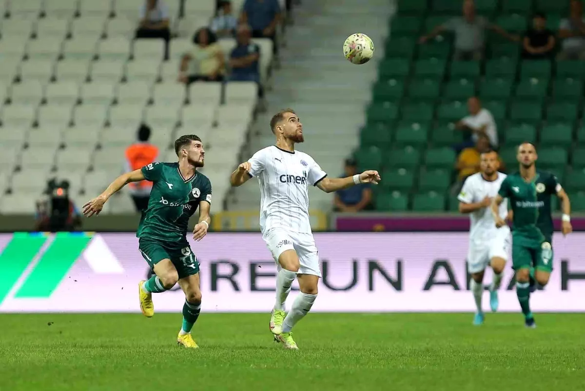 Spor Toto Süper Lig: Giresunspor: 0 Kasımpaşa: 0 (İlk yarı)