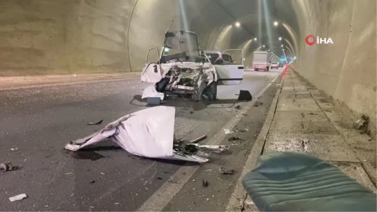 Zonguldak\'ta otomobil tünelde kaldırıma çarptı: 1 ağır yaralı