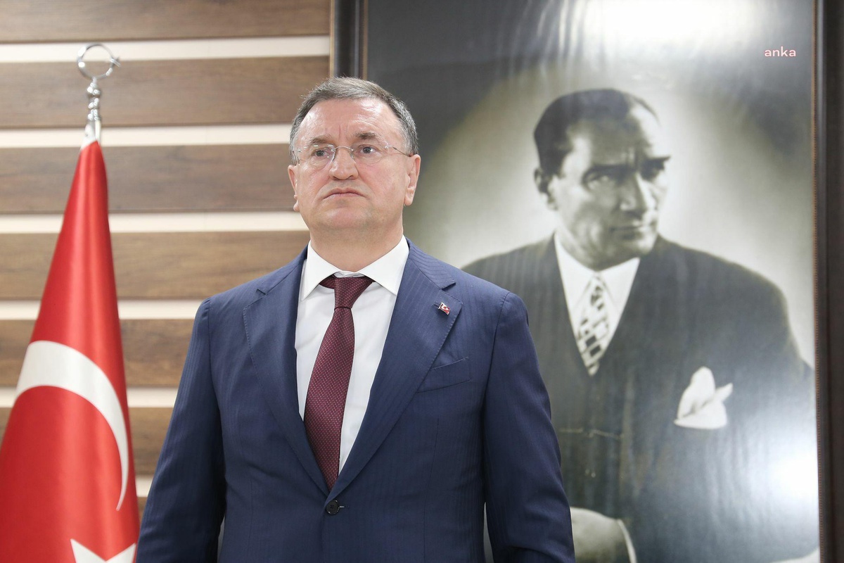 Başkan Lütfü Savaş: "İktidarın Kurduğu Cümleler Toplumun Gerçekleriyle Taban Tabana Zıt"