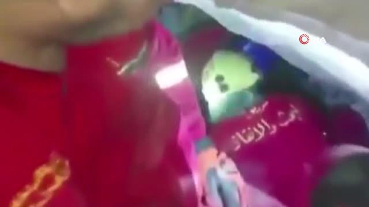 Irak\'ta çöken türbenin enkazından 3 çocuk kurtarıldı
