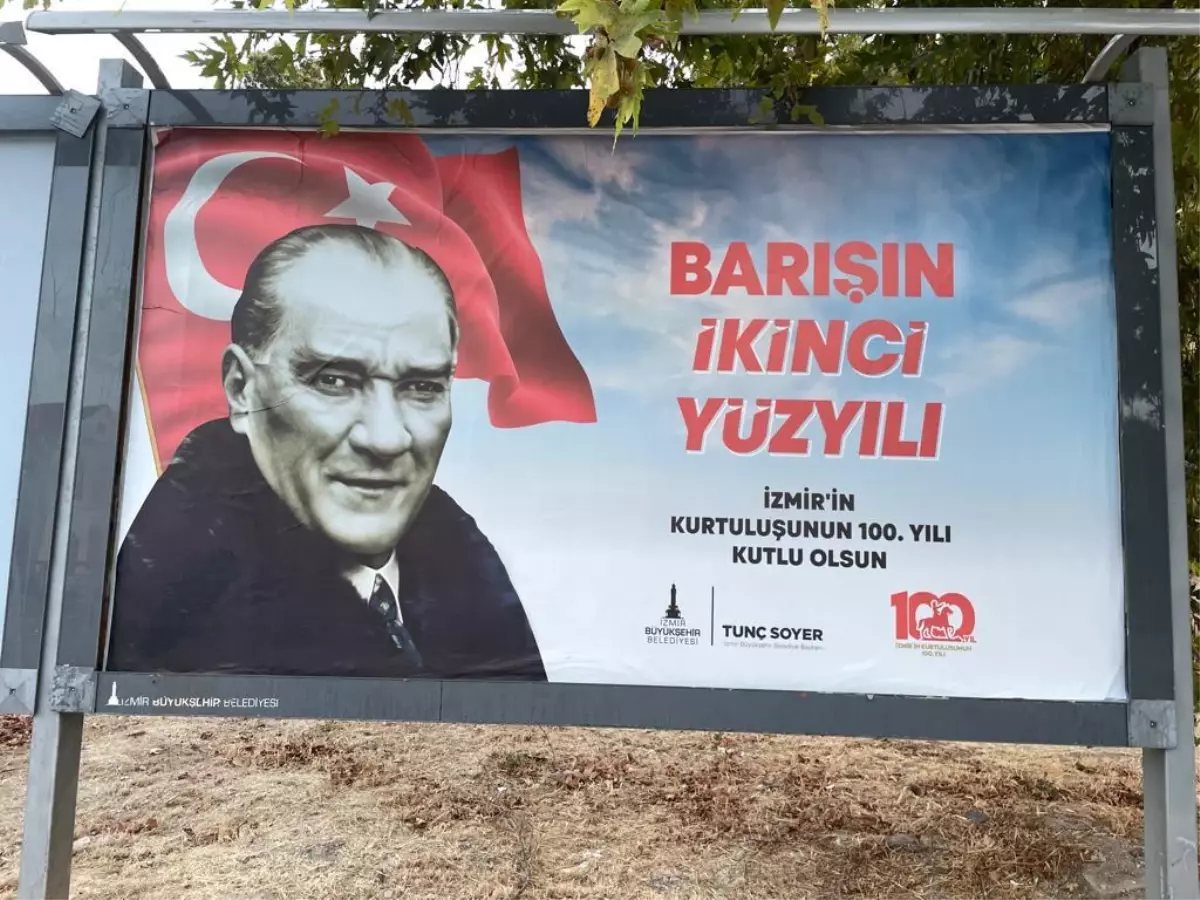 İYİ Partili Dervişoğlu\'ndan Tunç Soyer\'e afiş tepkisi