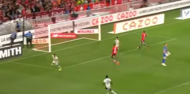 'Maç golle başladı' sözü tam anlamıyla gerçek oldu! Kylian Mbappe imkansızı başardı 'Maç golle başladı' sözü tam anlamıyla gerçek oldu! Kylian Mbappe imkansızı başardı