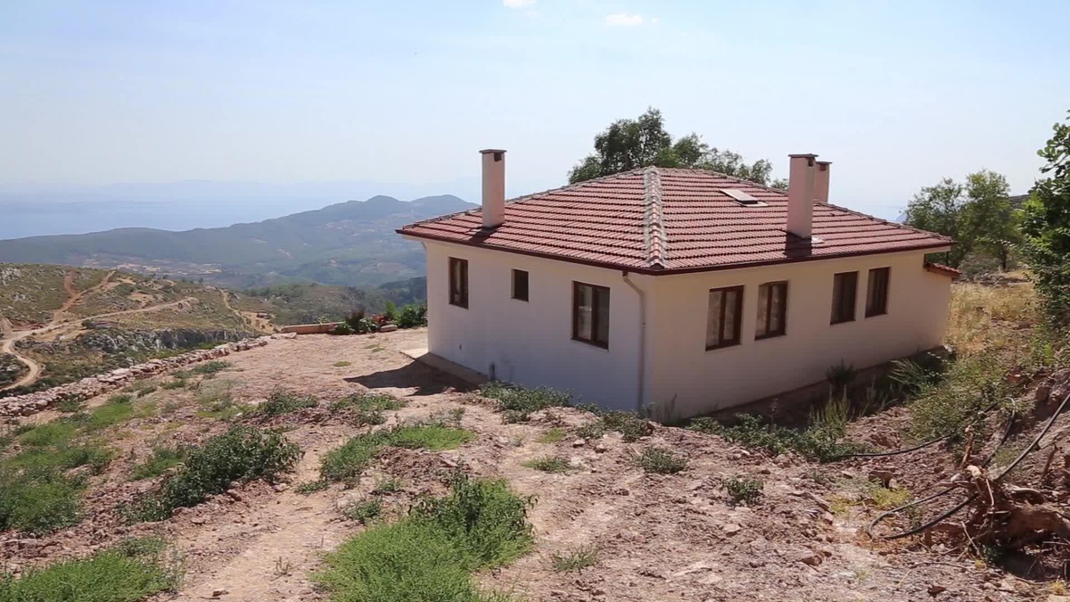 Muğla\'da 2 Yıldır Elektriği Olmayan Zeytinköylüler Çözüm Bekliyor