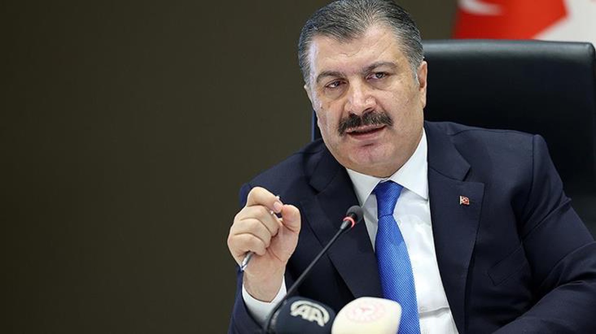 Bakan Koca güzel haberi verdi: Sağlık Bakanlığı\'na 85 bin personel alınacak
