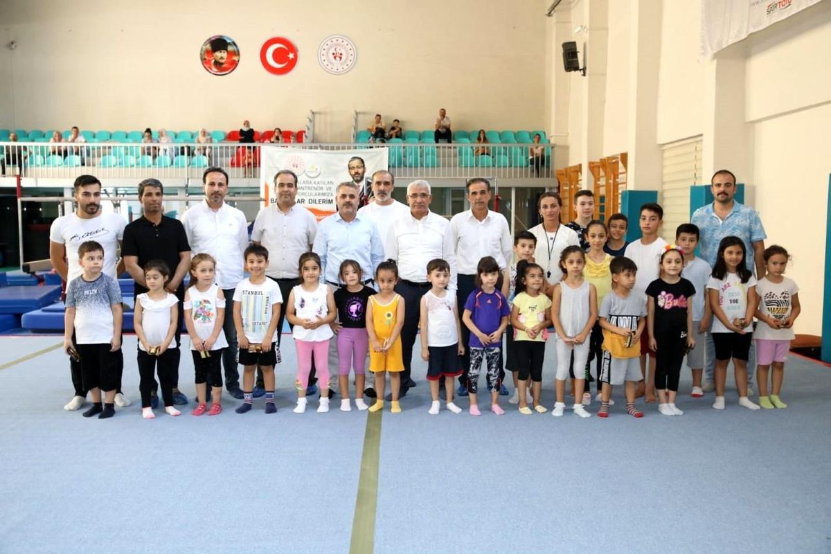 Başkan Güder, gençlerin spor keyfine ortak oldu