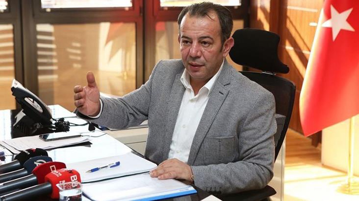 Tanju Özcan\'ın dosyasına CHP Yüksek Disiplin Kurulu\'ndan karar çıkmadı!