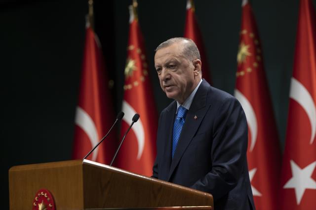 Cumhurbaşkanı Erdoğan, Kabine Toplantısı'ndan sonra açıklamalar yapıyor Cumhurbaşkanı Erdoğan, Kabine Toplantısı'ndan sonra açıklamalar yapıyor