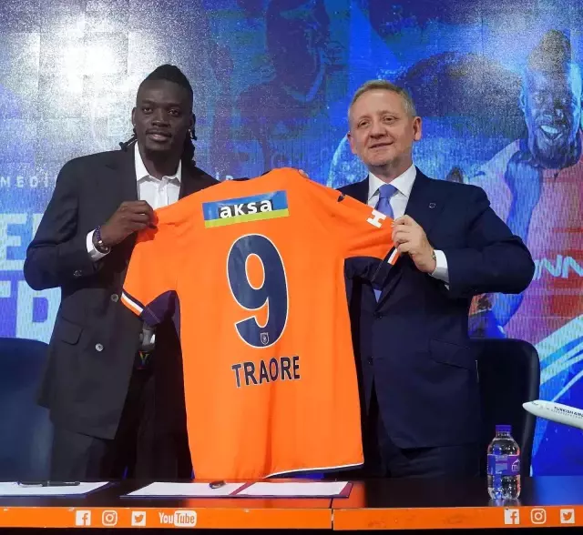 Bertrand Traore, resmen Medipol Başakşehir'de