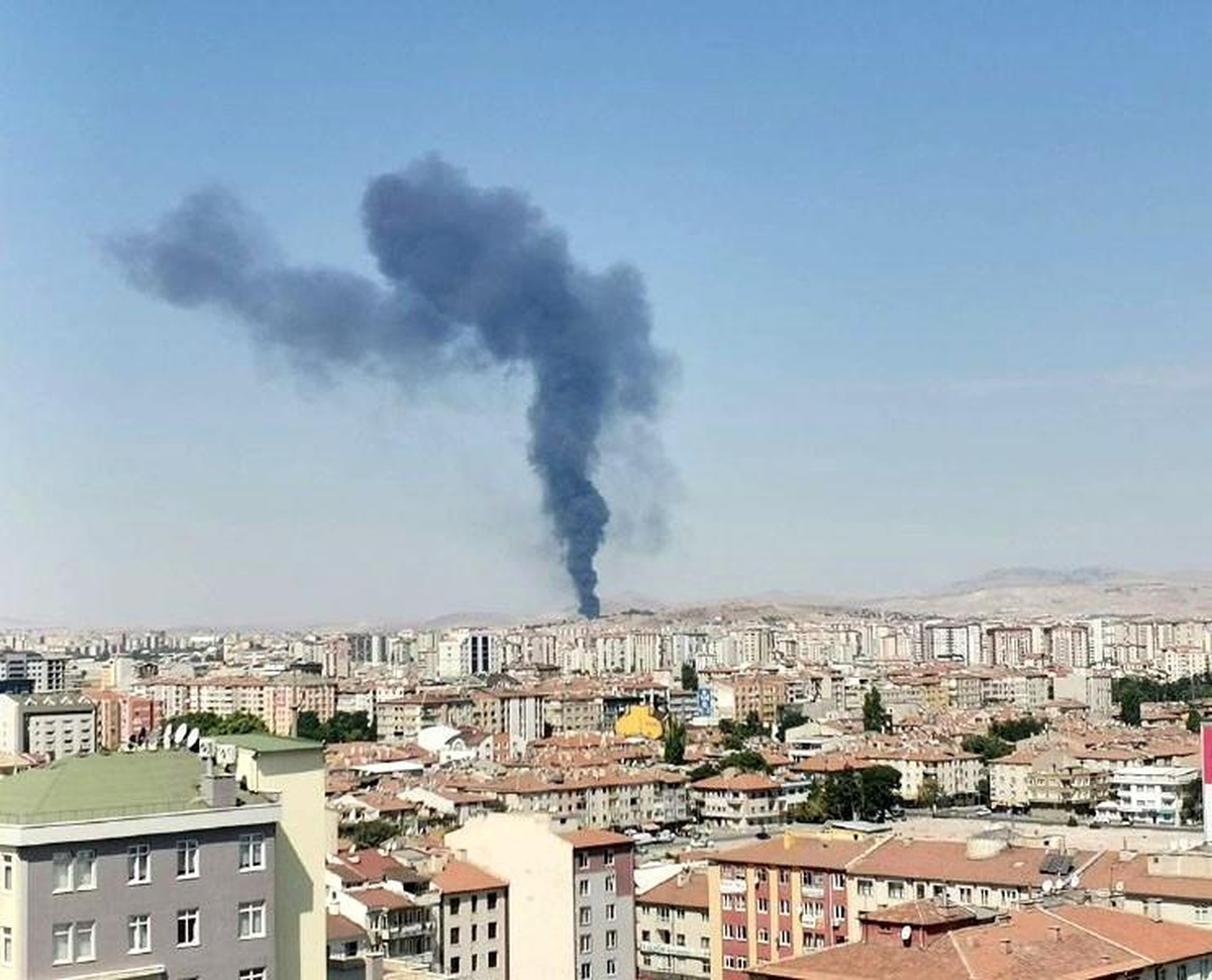 Kayseri Şeker Fabrikasının su soğutma kulesinde çıkan yangın söndürüldü