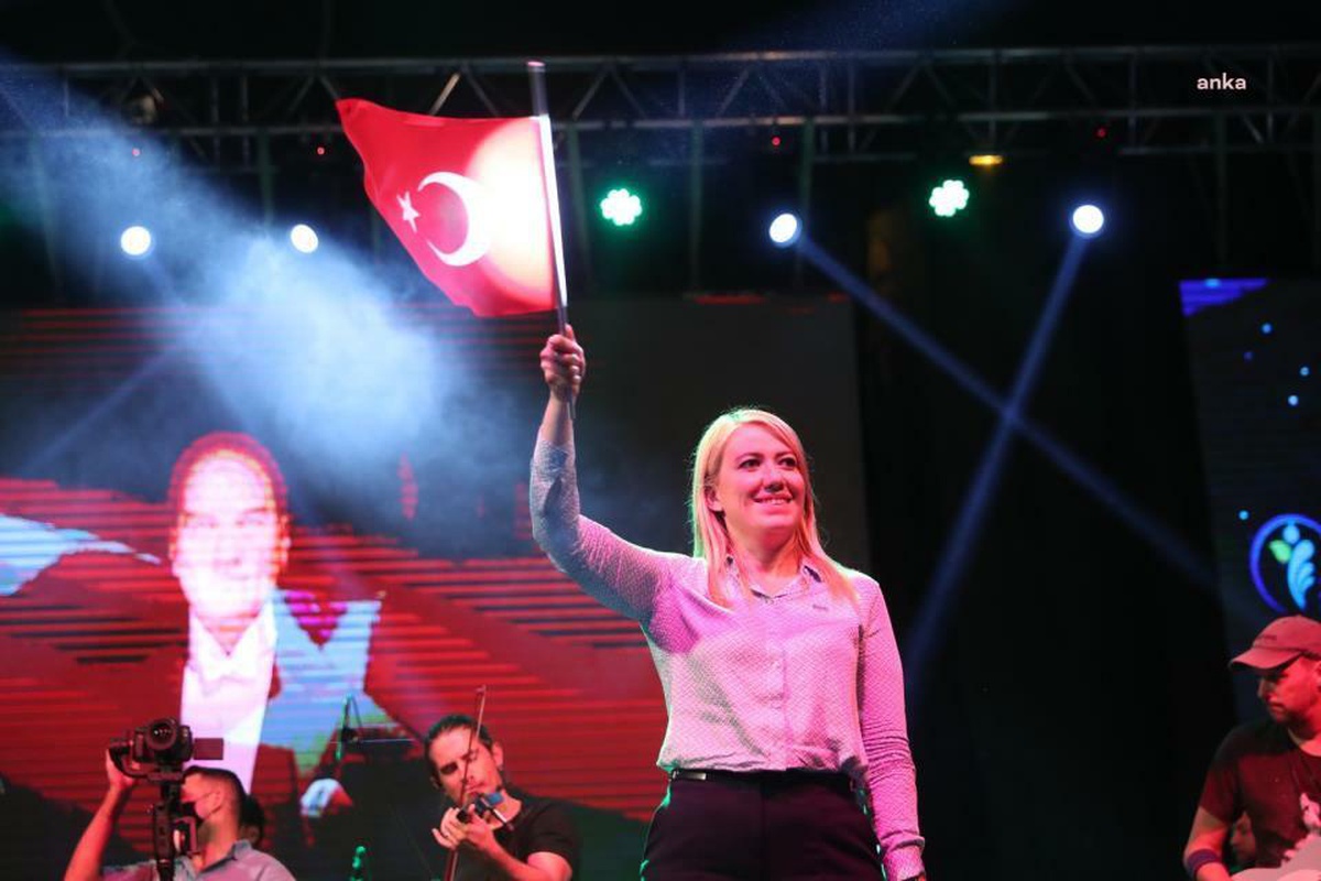 Merkezefendi, Büyük Zafer\'i Haluk Levent\'le Kutlayacak