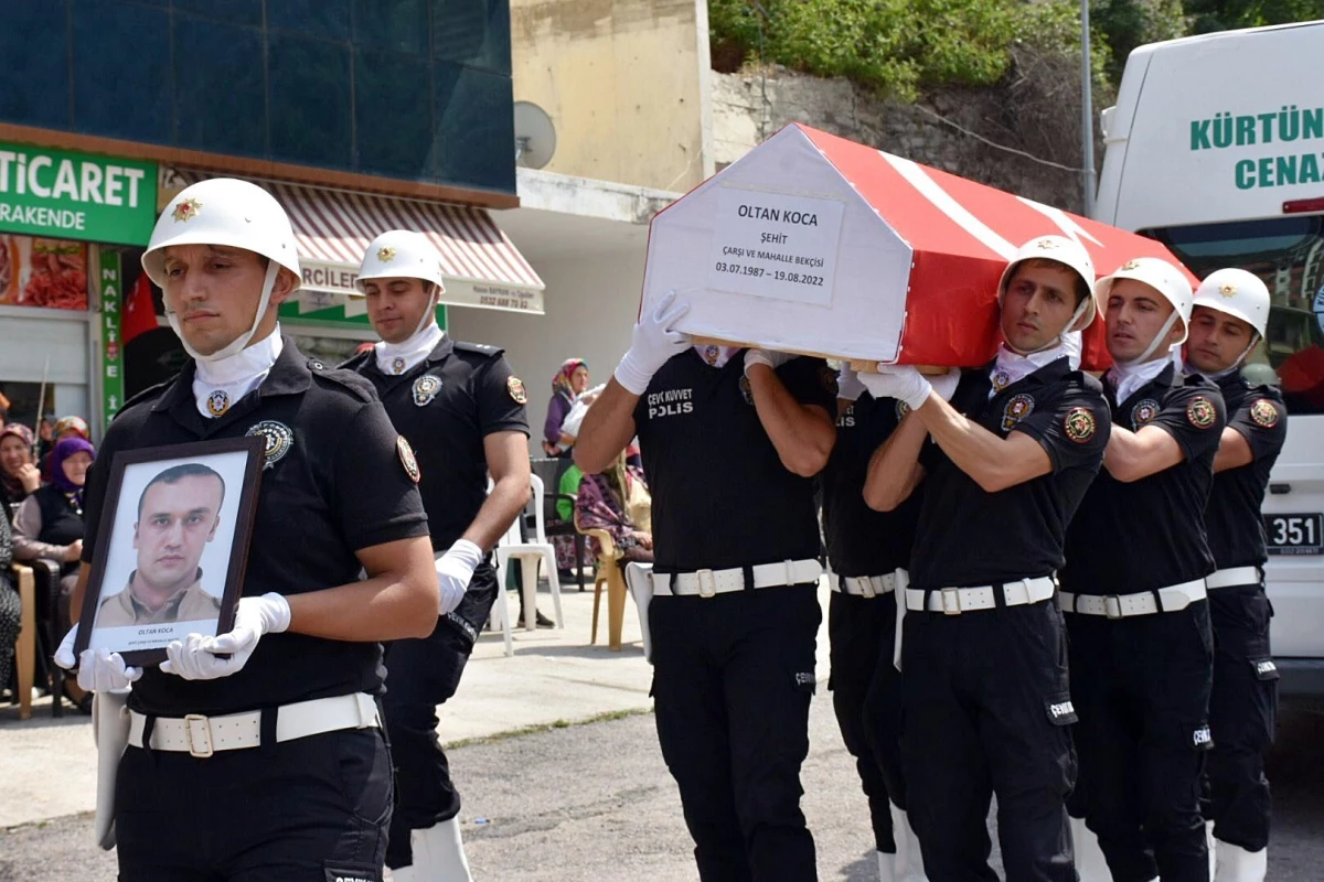 Şehit Bekçi Oltan Koca, memleketi Gümüşhane\'de son yolculuğuna uğurlandı