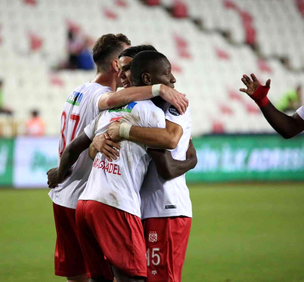 Sivasspor\'da Max Gradel 2. golünü attı