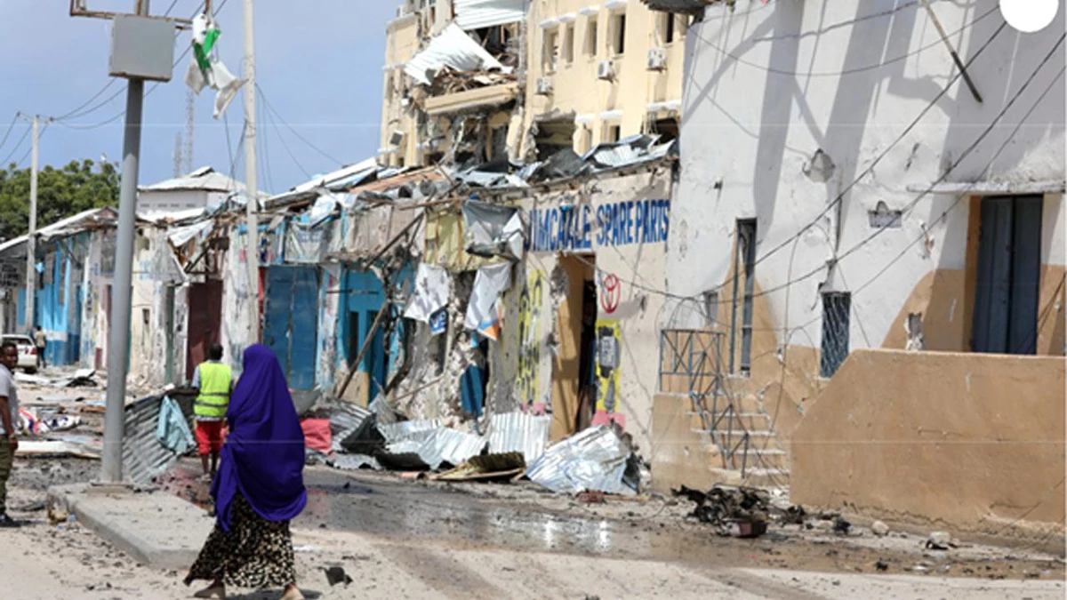 Somali\'nin Başkenti Mogadişu\'da Meydana Gelen Patlamada 21 Kişi Hayatını Kaybetti