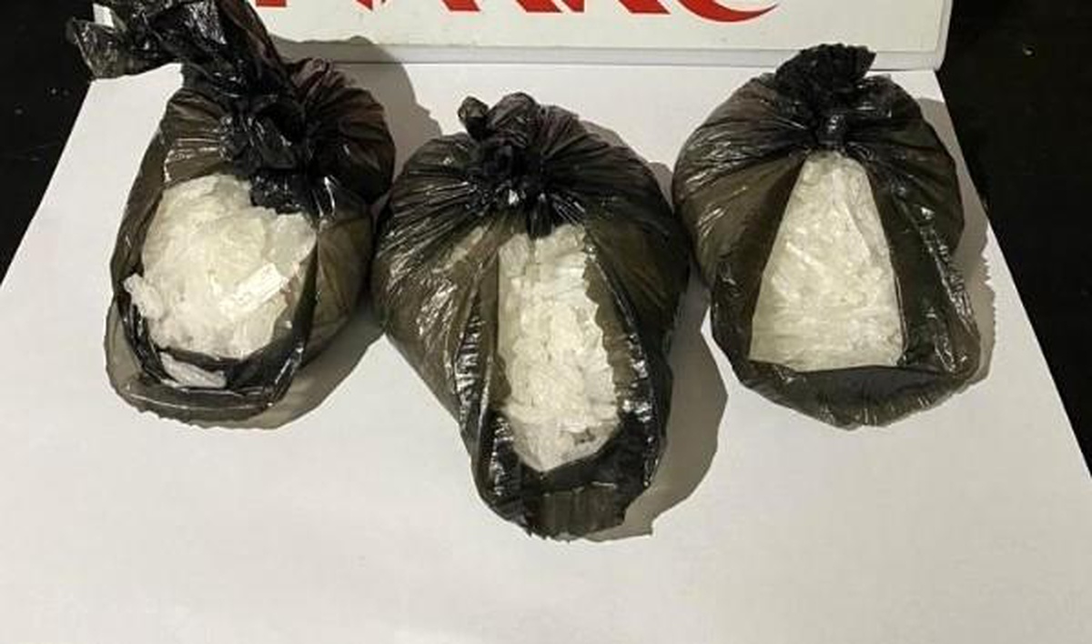 Uyuşturucu ticaretine karışan 10 şüpheli tutuklandı
