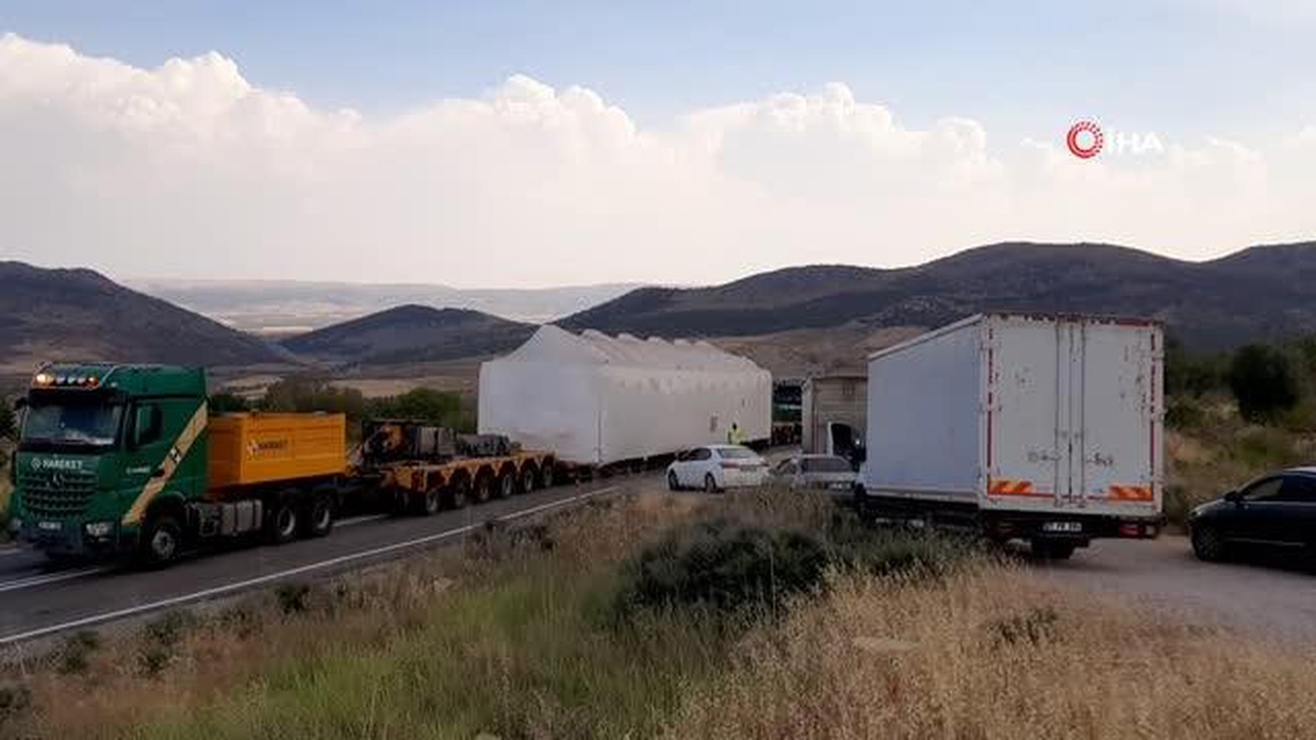 Uzun ve geniş araçlar için yol trafiğe kapatıldı