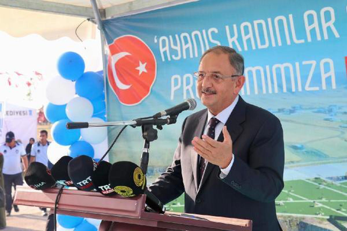 AK Parti\'li Özhaseki\'den CHP Kayseri Milletvekili Arık\'a tazminat davası