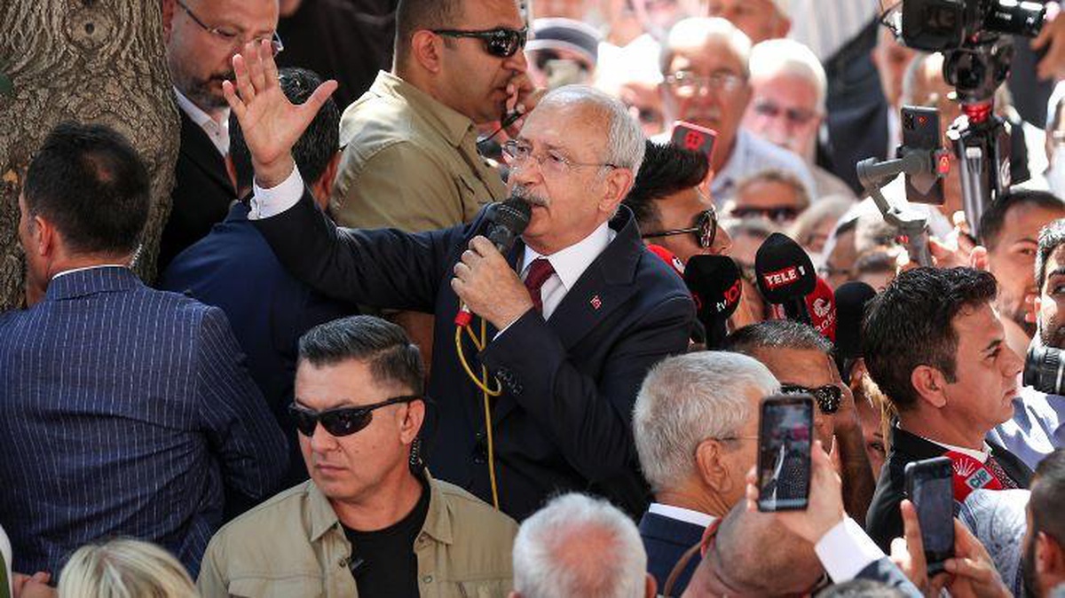 CHP lideri Kılıçdaroğlu: Ben beşli çetenin adamı değilim, ben esnafın, sanatkarın, çiftçinin, alın teri dökenlerin adamıyım