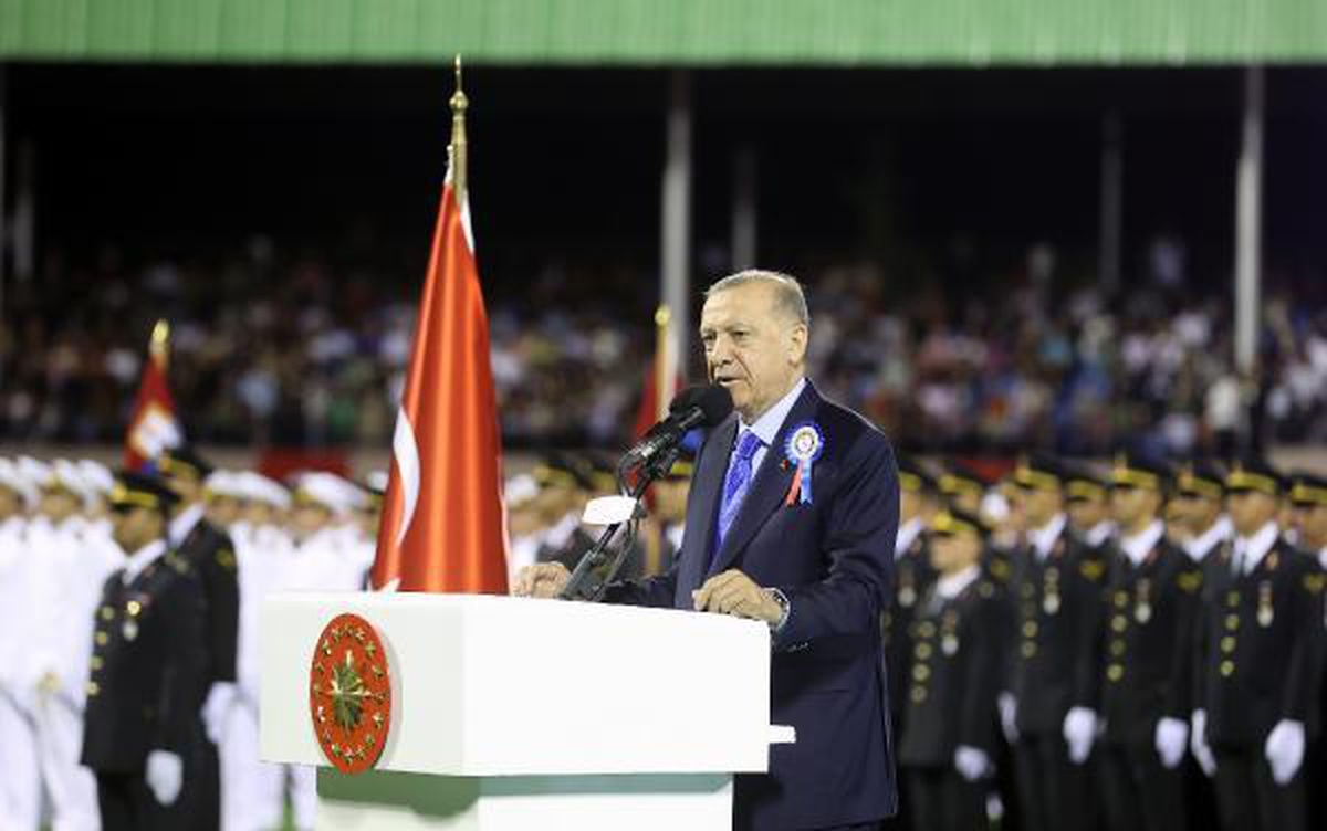 Cumhurbaşkanı Erdoğan: Yabancı basına Türkiye\'yi şikayet edenlere acıyoruz