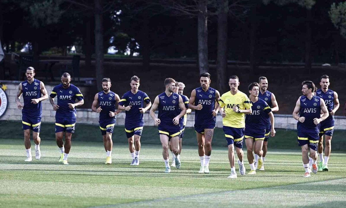 Fenerbahçe, Austria Wien maçı hazırlıklarına başladı
