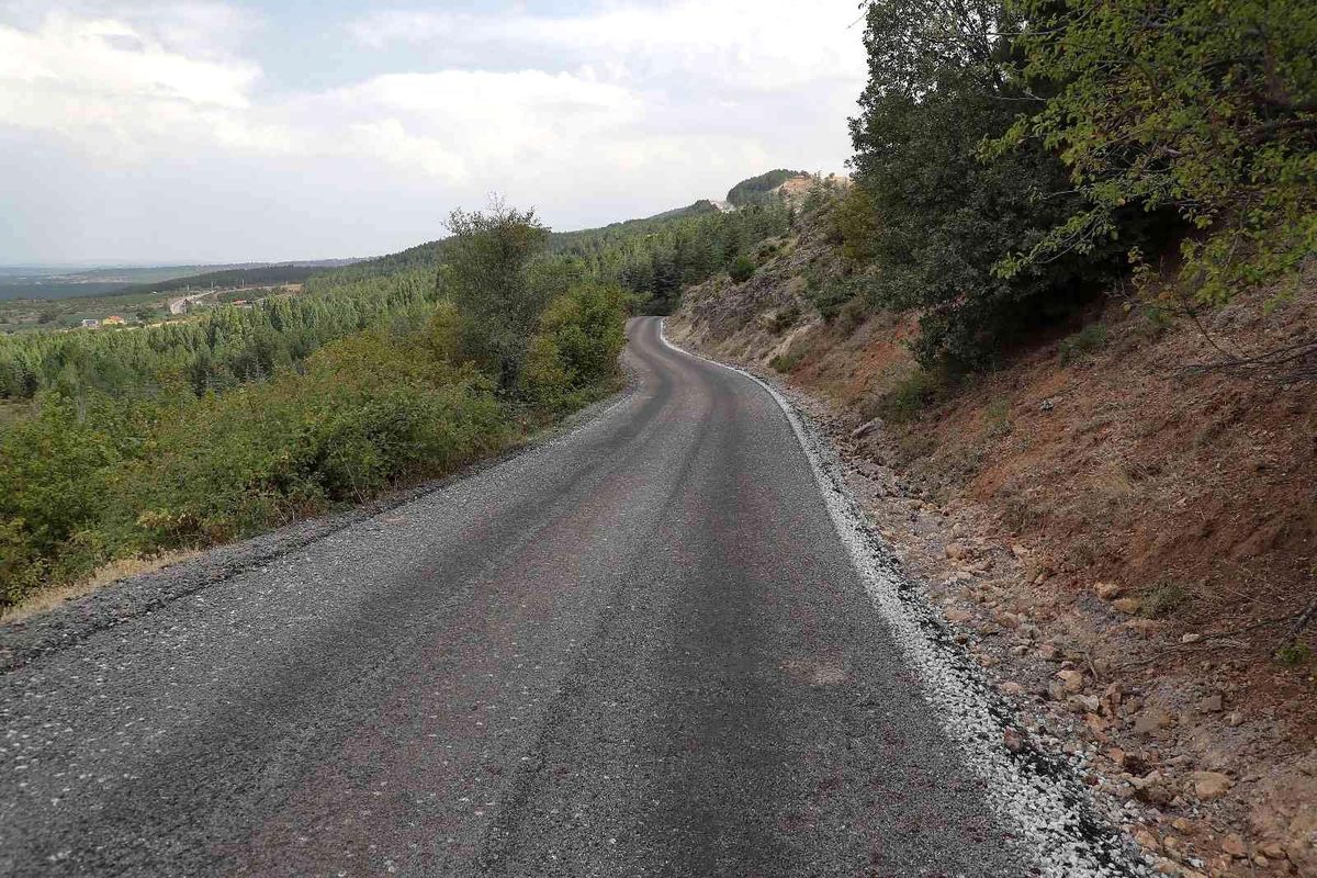 Kundukviran yollarına asfalt